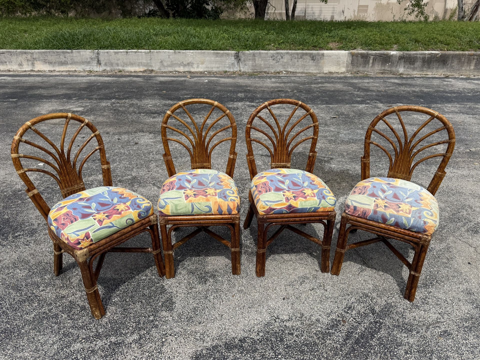Four Multicolor Cushioned, Dining Room, Chairs, Wooden Base