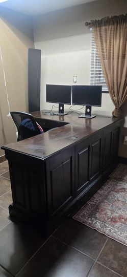 L shaped desk