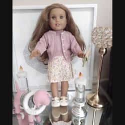 AMERICAN GIRL DOLL