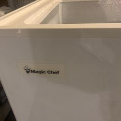 Magic Chef Deep Freezer 