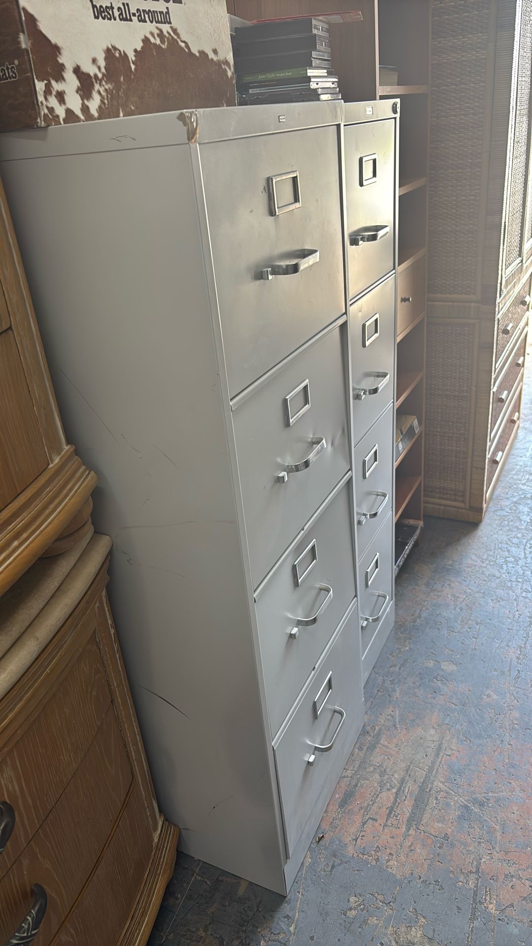 File Cabinets Nice And Clean