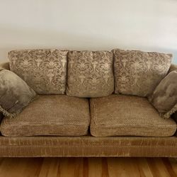 Couch FREE!