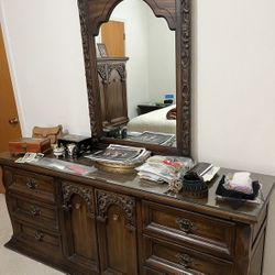 King Spanish Style Bedroom set