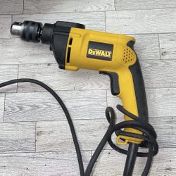 DEWALT 7.8Amp Corded 1/2in Variable Speed Reversible Hammer Drill