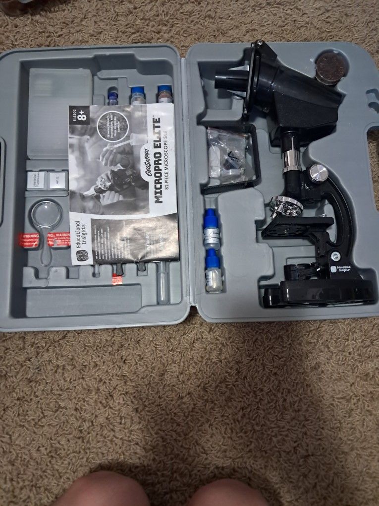 Microscope
