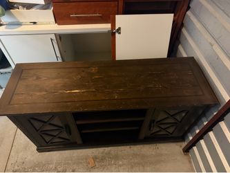 Bell’O TV Stand / Media Console for TVs up to 60”