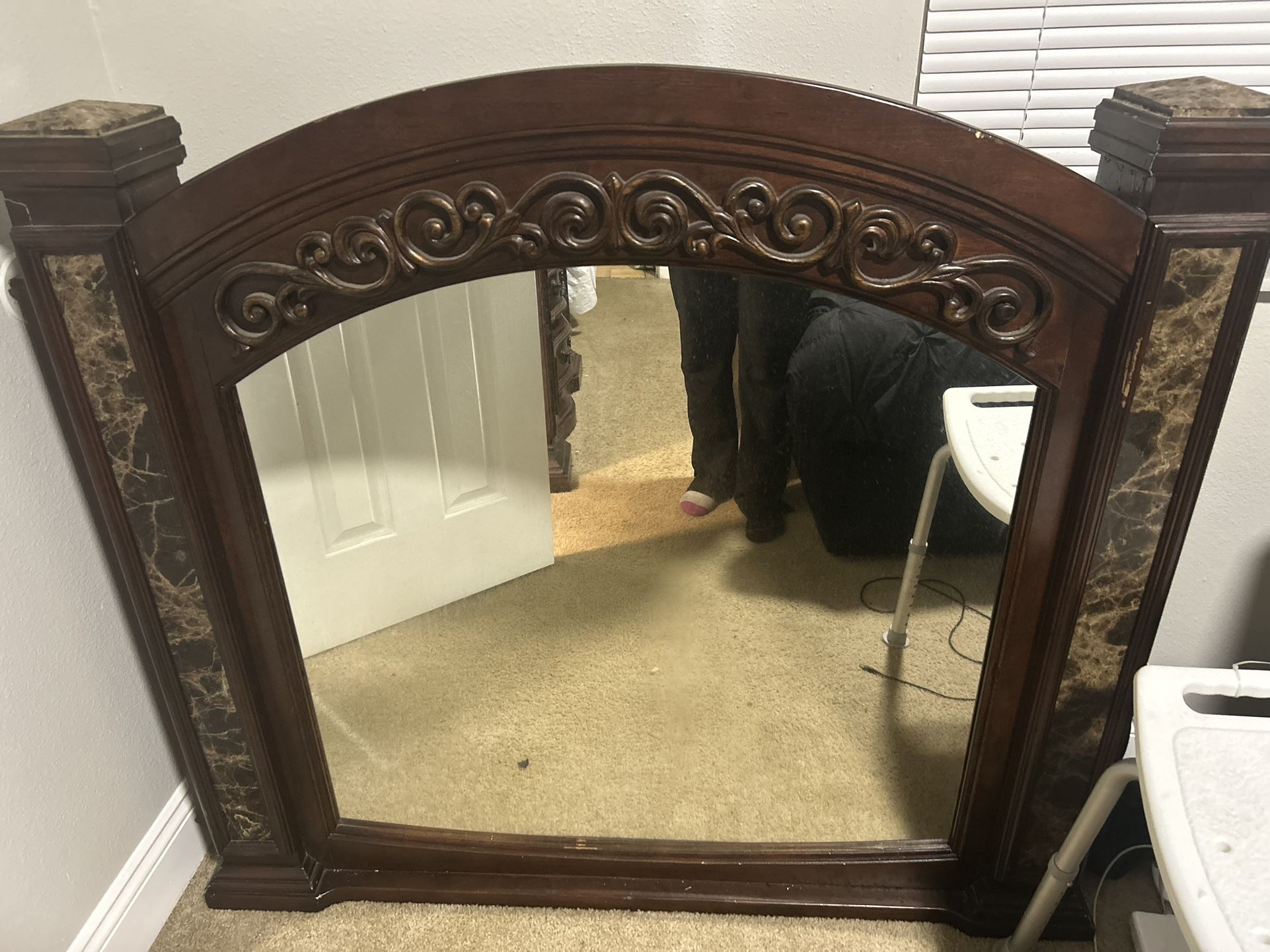 Mirror Black Friday Sale 