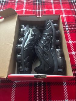 New Nike Air Vapor Max Size 9.5