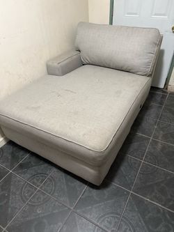 Left-arm facing chaise lounge chair