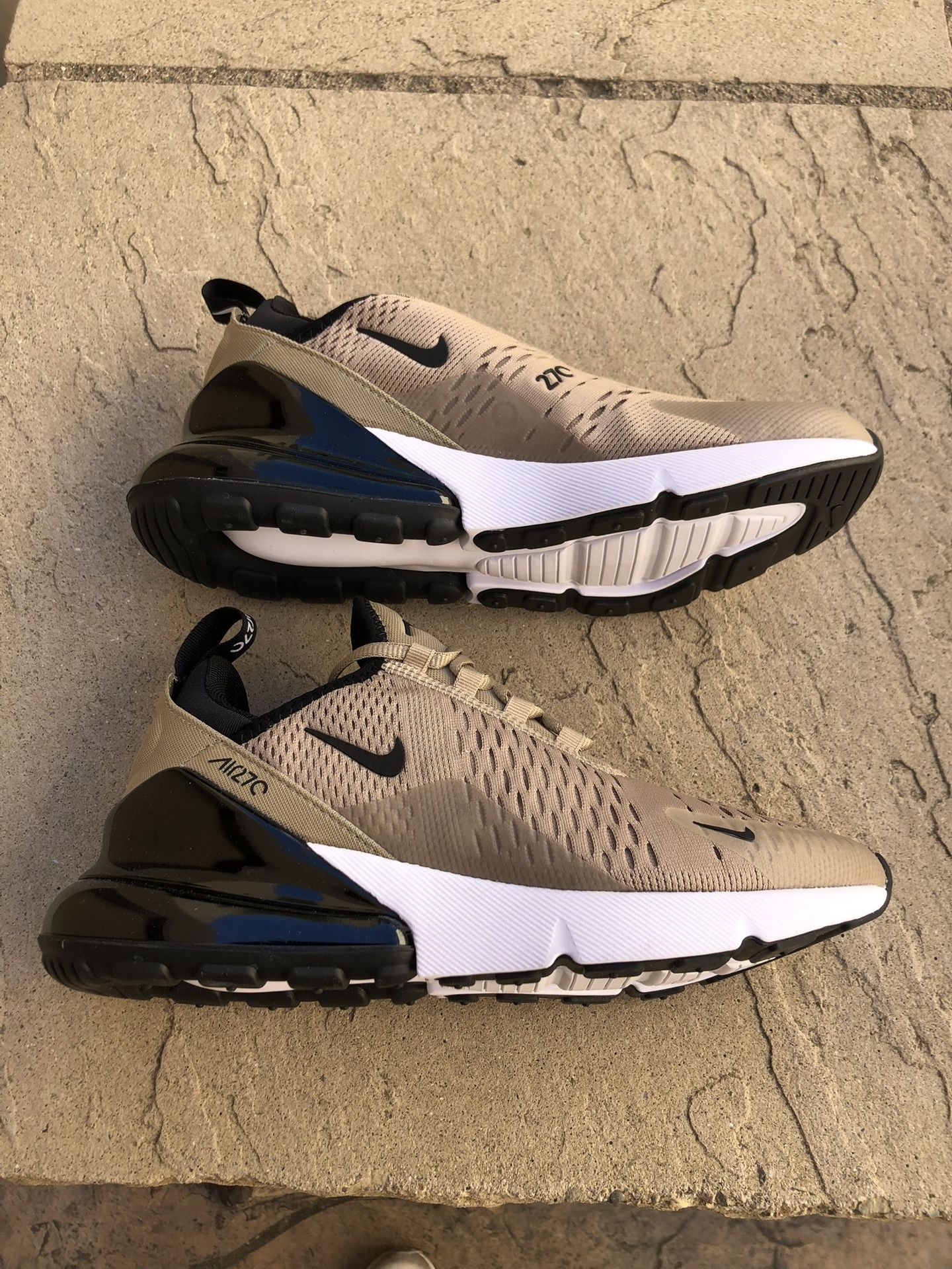 New Nike Air Max 270 Khaki Black White Men’s 7.5, Women’s 9