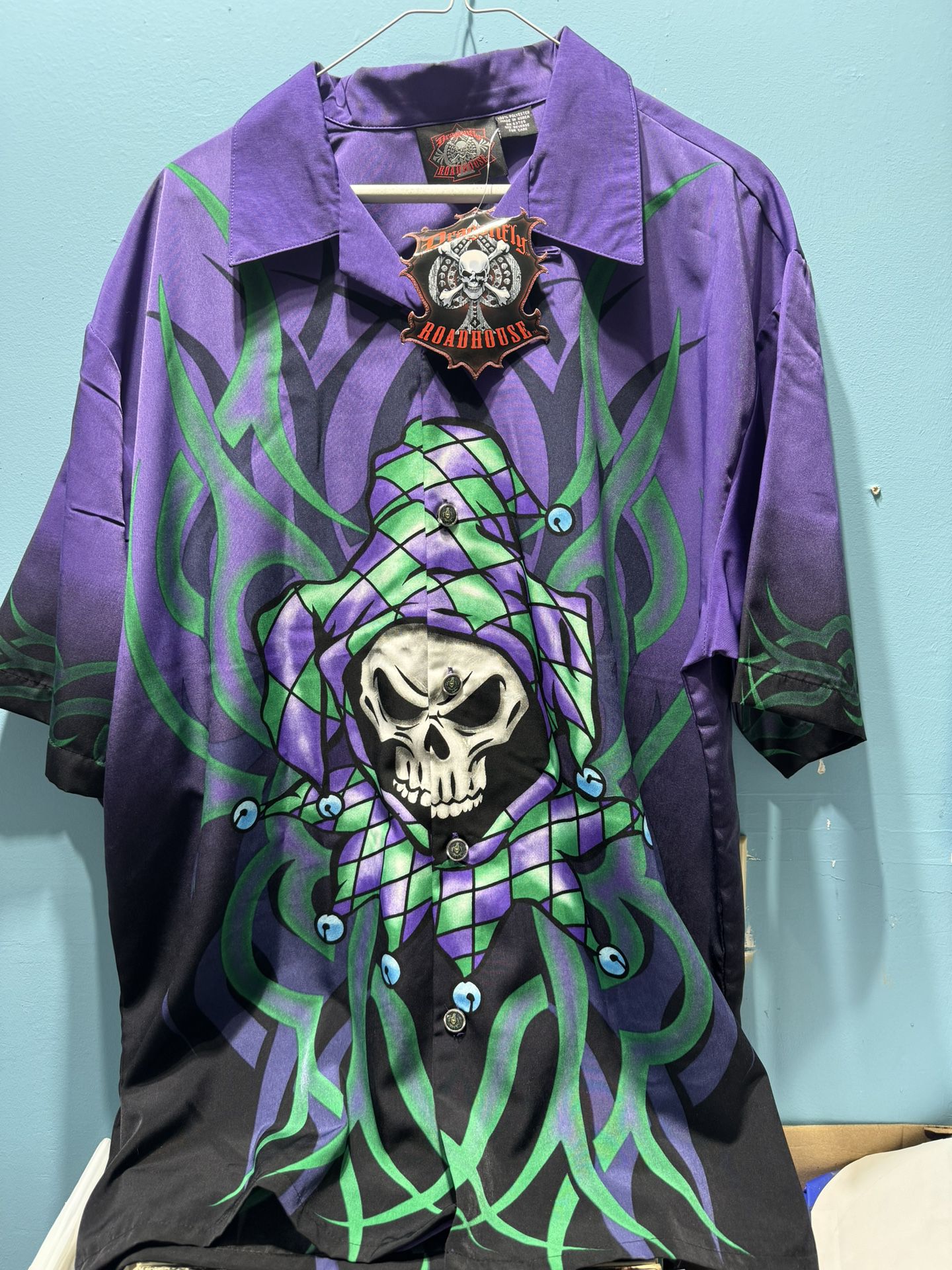 NWT Mens Dragonfly "Joker’s Crypt" Button Down Short Sleeve shirt XL