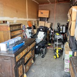 STORAGE UNIT