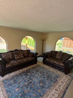 Elegant Sofa Set