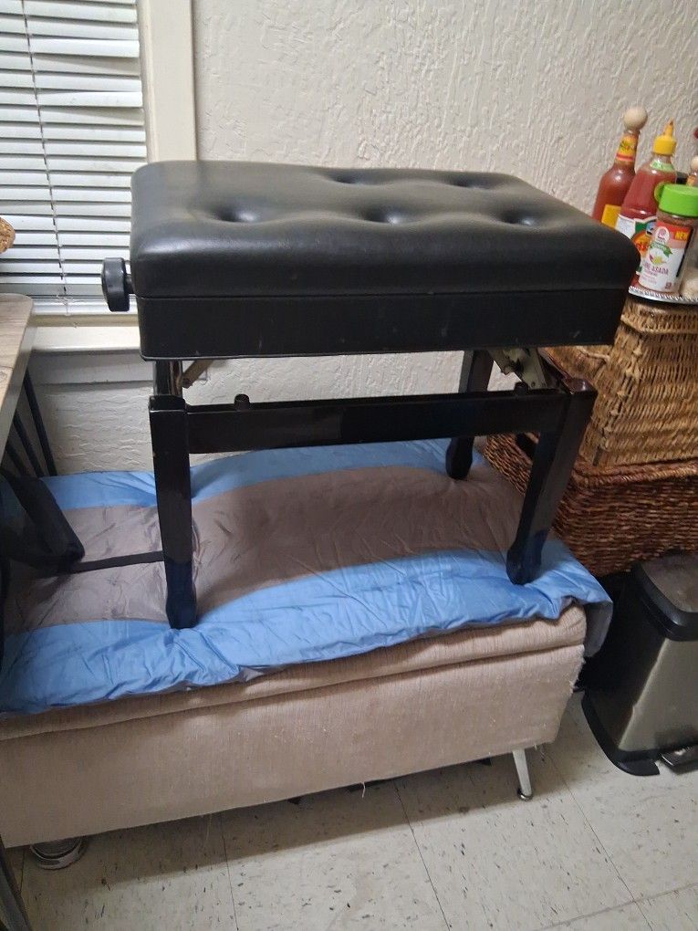 Piano Bench