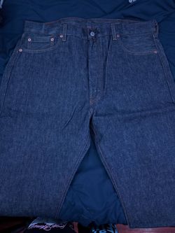 blue 501 jeans