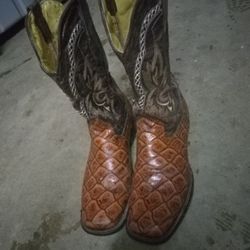 Durango Size 28 001 Cowboy Boots  Lightly Used
