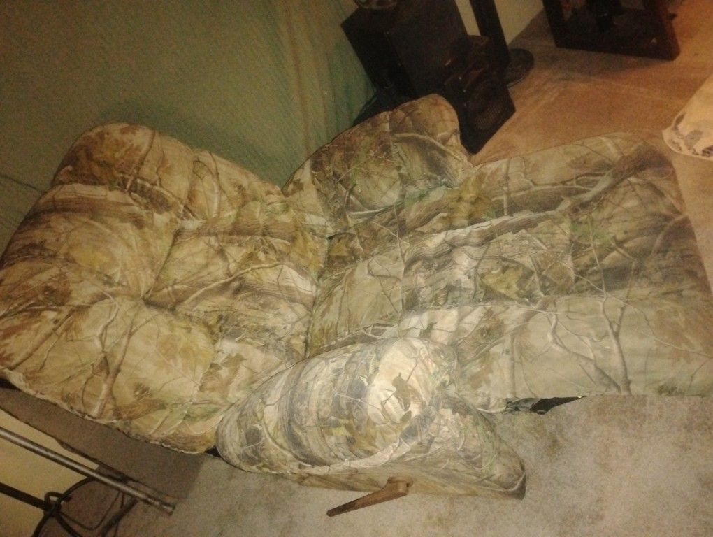 Camo Lazy Boy 