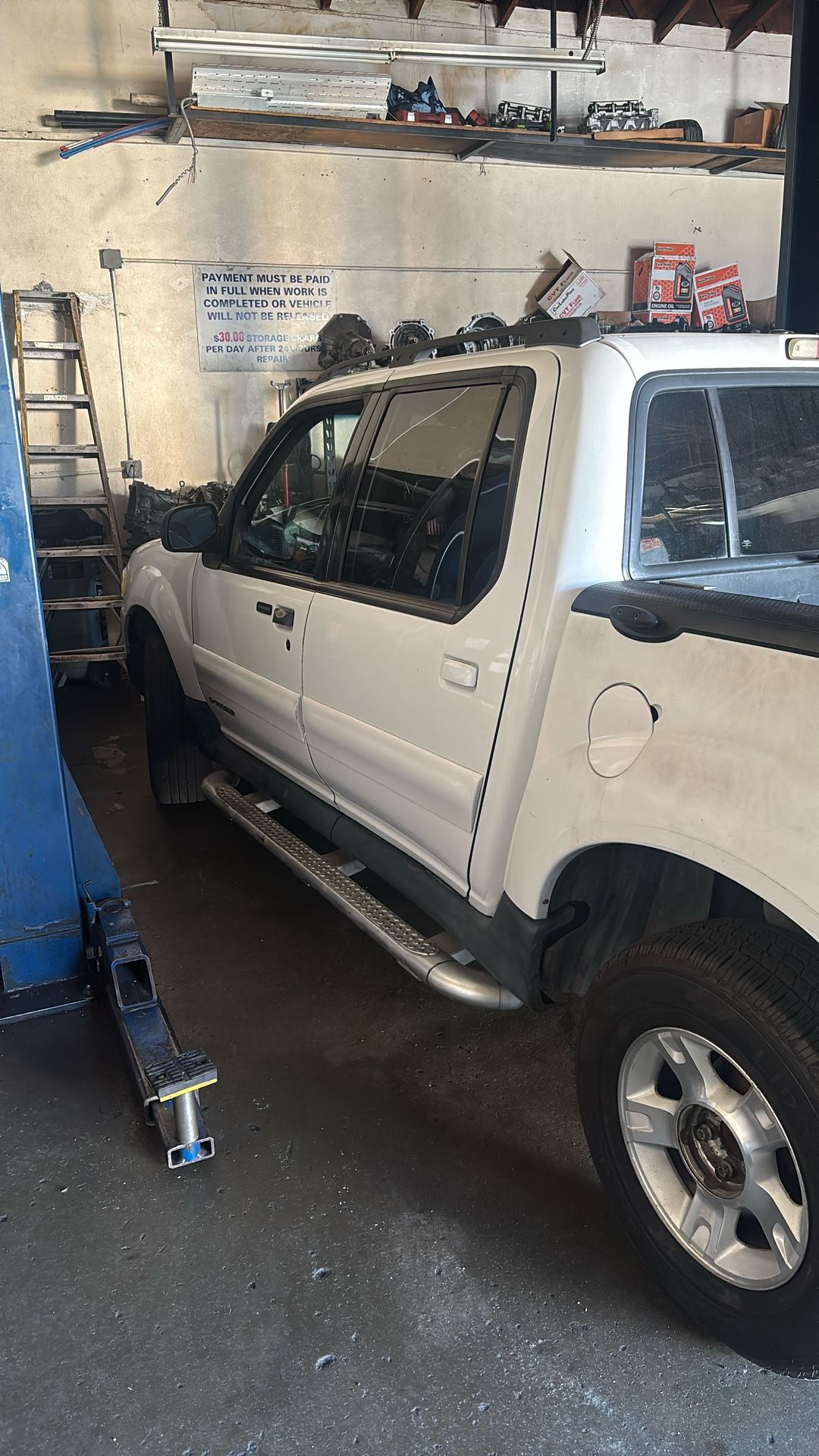 2003 Ford Explorer Sport Trac