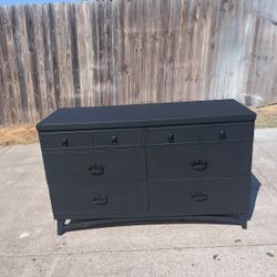 Dresser 53”W x 20”D x 32”H