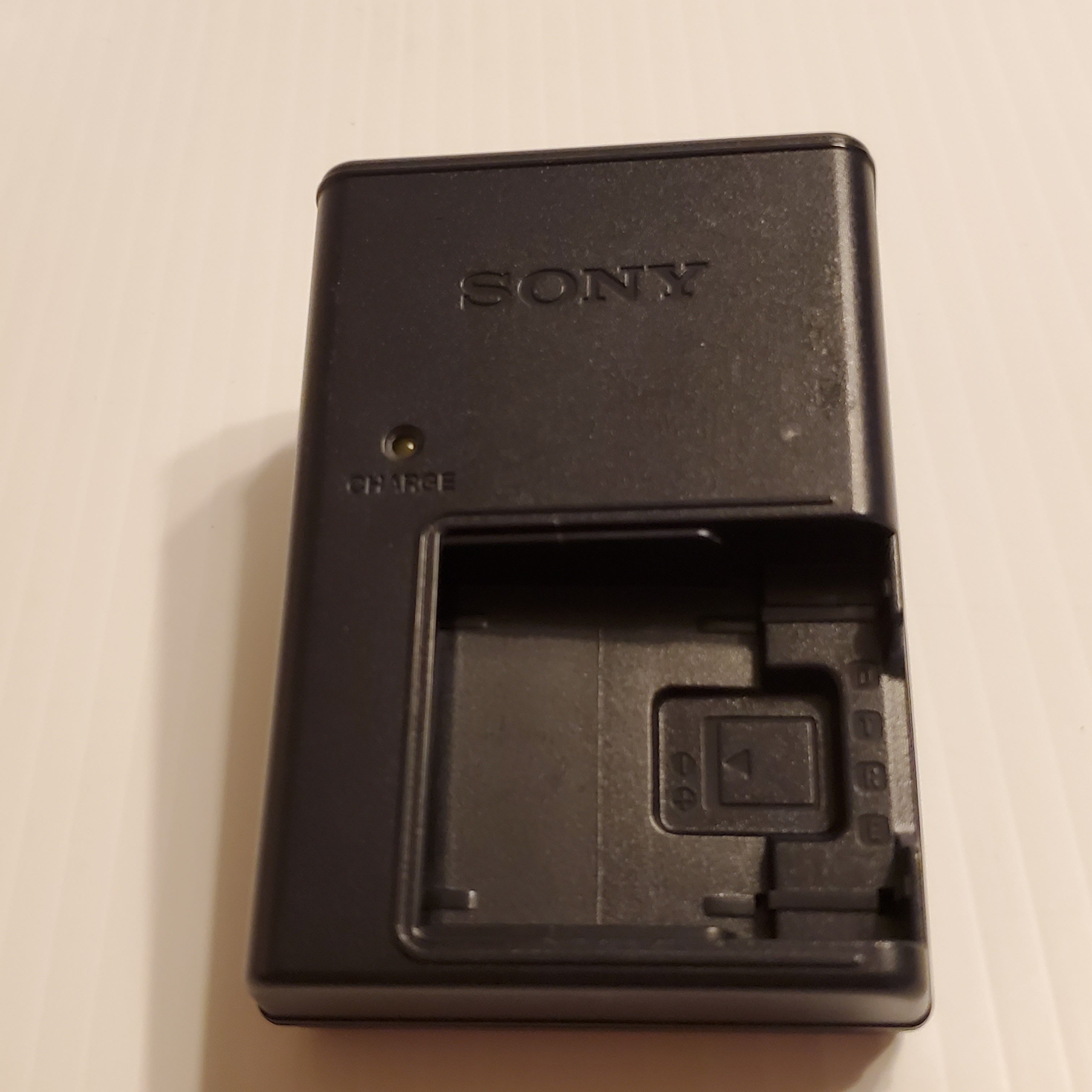 Sony Battery Charger for Cybershot Digital Camera BC-CSD. Pre-owned, in good working and cosmetic shape