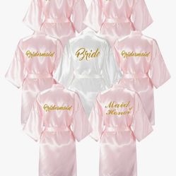 Bride, Bridesmaids And Maid Of Honor Robes