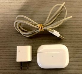 Apple 2nd Gen AirPods Charging Case with Charging Cable and Power Adapter