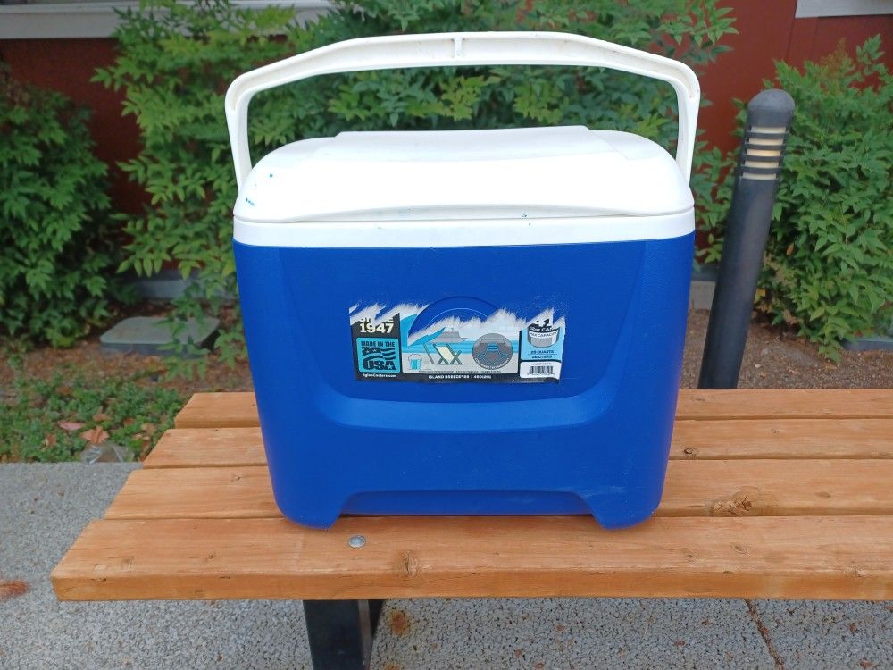 Igloo Sea Breeze Cooler