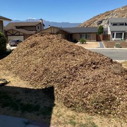 free wood chips, free mulch.