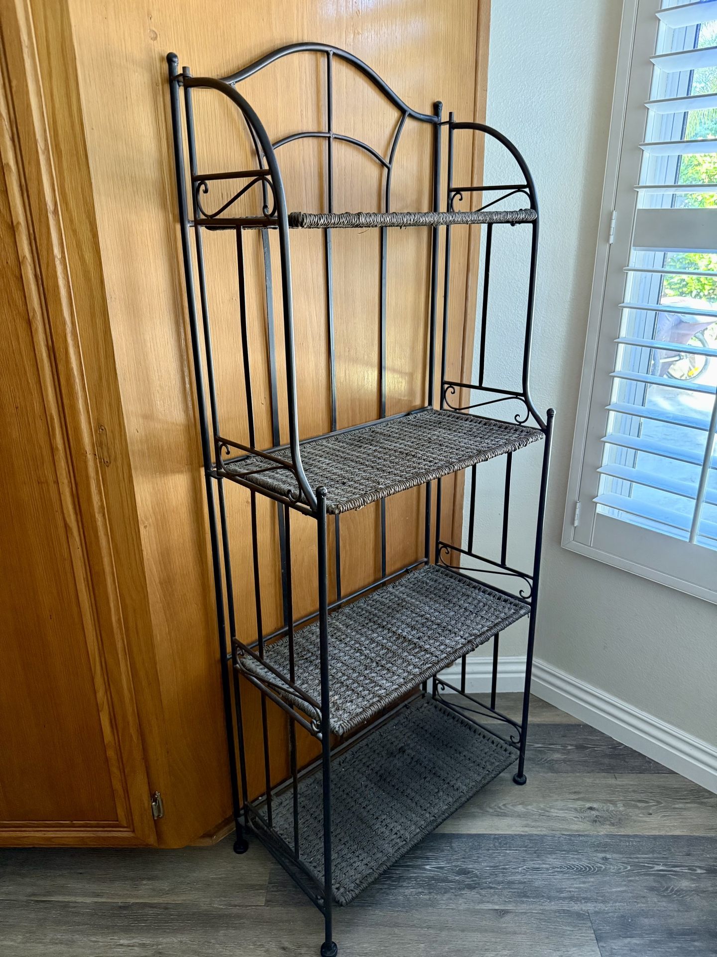 Baker’s Rack