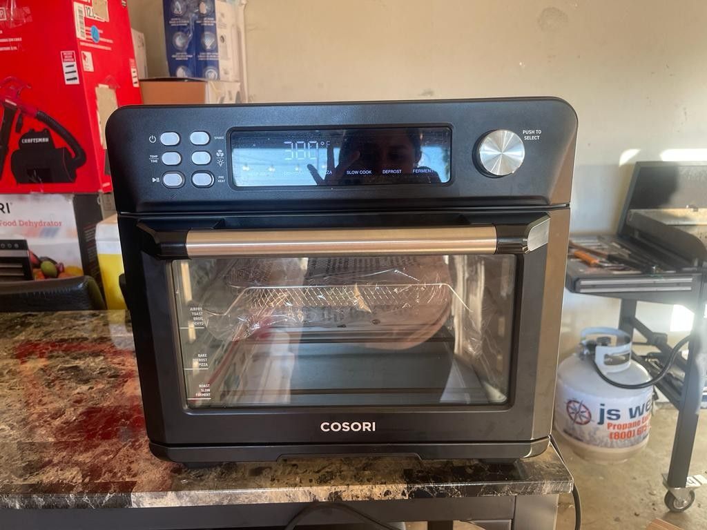 Sur La Table 13-Quart Multifunctional Air Fryer with Rotisserie for Sale in  San Diego, CA - OfferUp