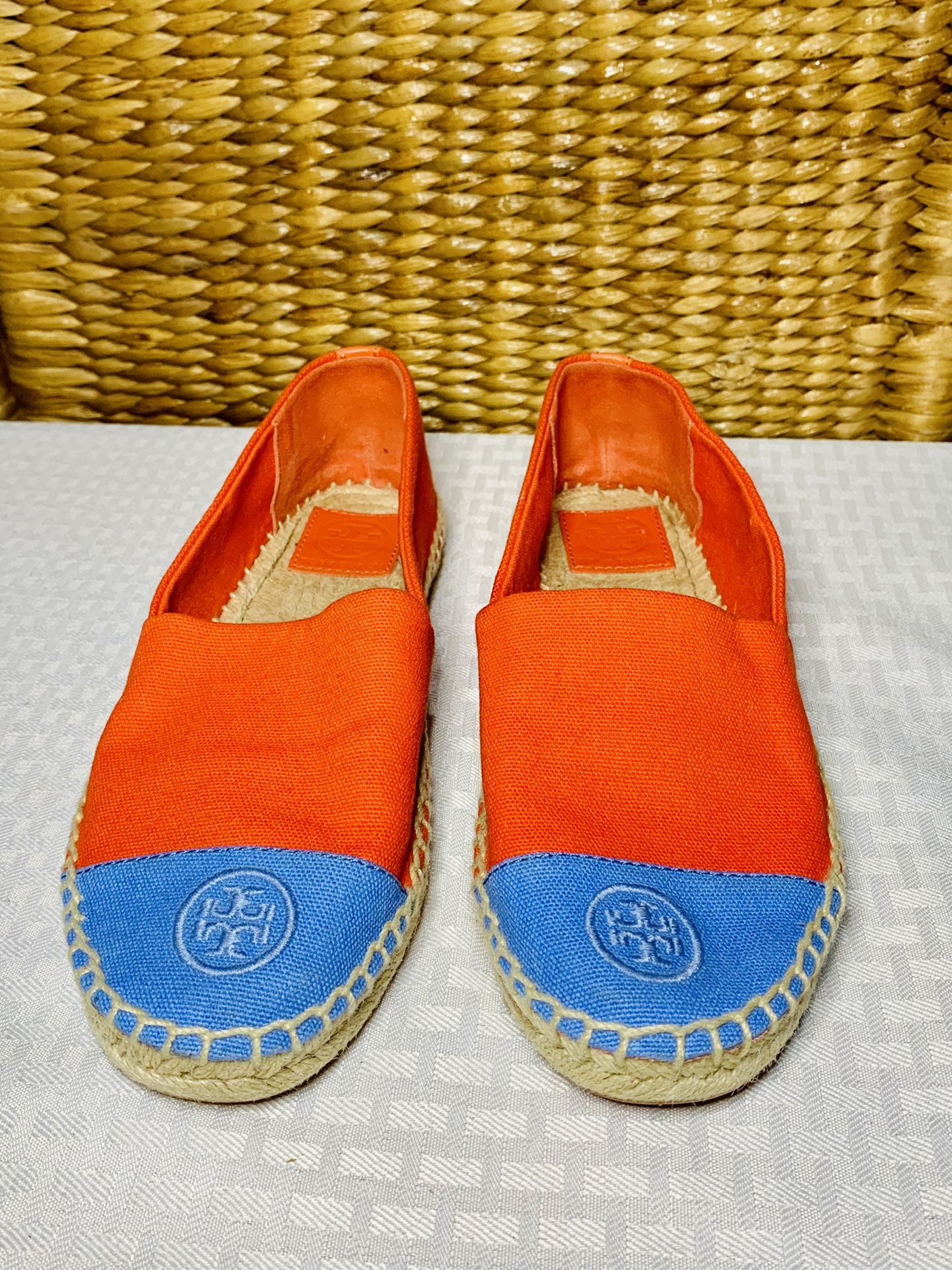 Tory Burch Cap Toe Orange Blue Espadrille Size 7.5