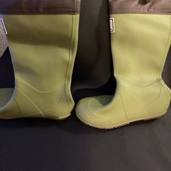 Ladies Size 7.5 Genian Rain Boots,Brand New