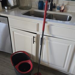 Ozark Spin Mop & Busket