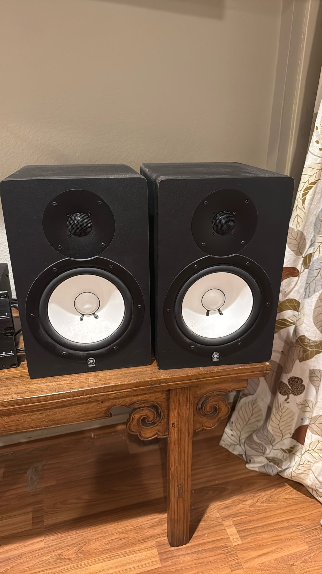 Yamaha Speaker 80M