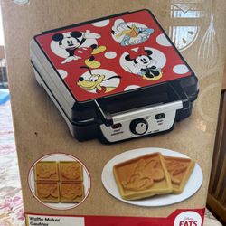 Disney Eats Mickey & Friends waffle maker