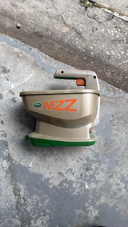 Scott’s feeder seeder