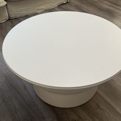 Beautiful White Coffee Table 