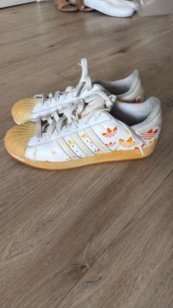 Adidas Superstar