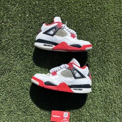 Jordan 4 Fire Red 2020