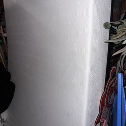 Full size mattress