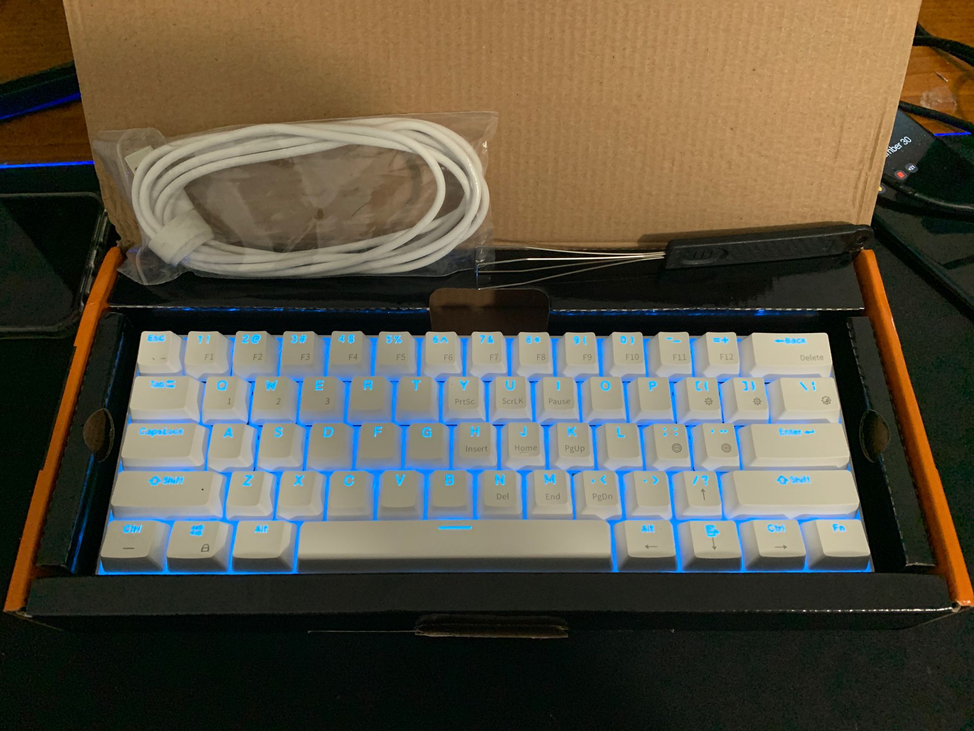 Rk61 white 60% keyboard