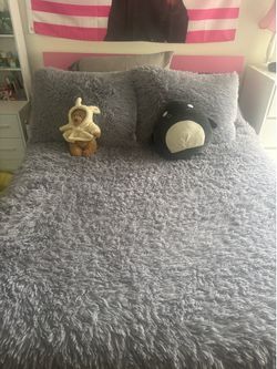 New full size bed for sale