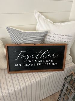 Family sign $10