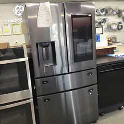 New Scratch And Dent Samsung 22.2 Cu Ft Black Stainless Steel Family Hub Counter Depth 4 Door Fridge. 1 Year Warranty 