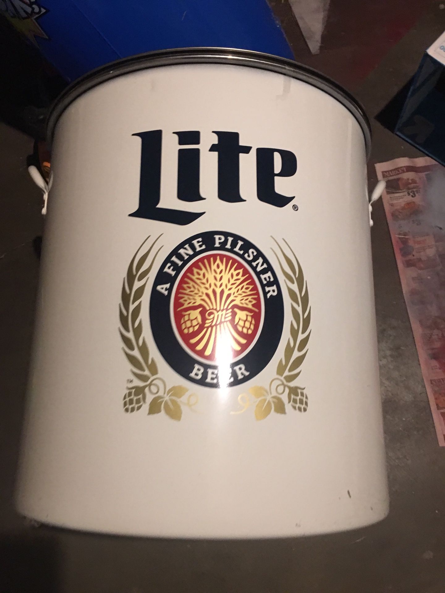 Miller Lite crawfish pot