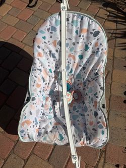 Baby lounger