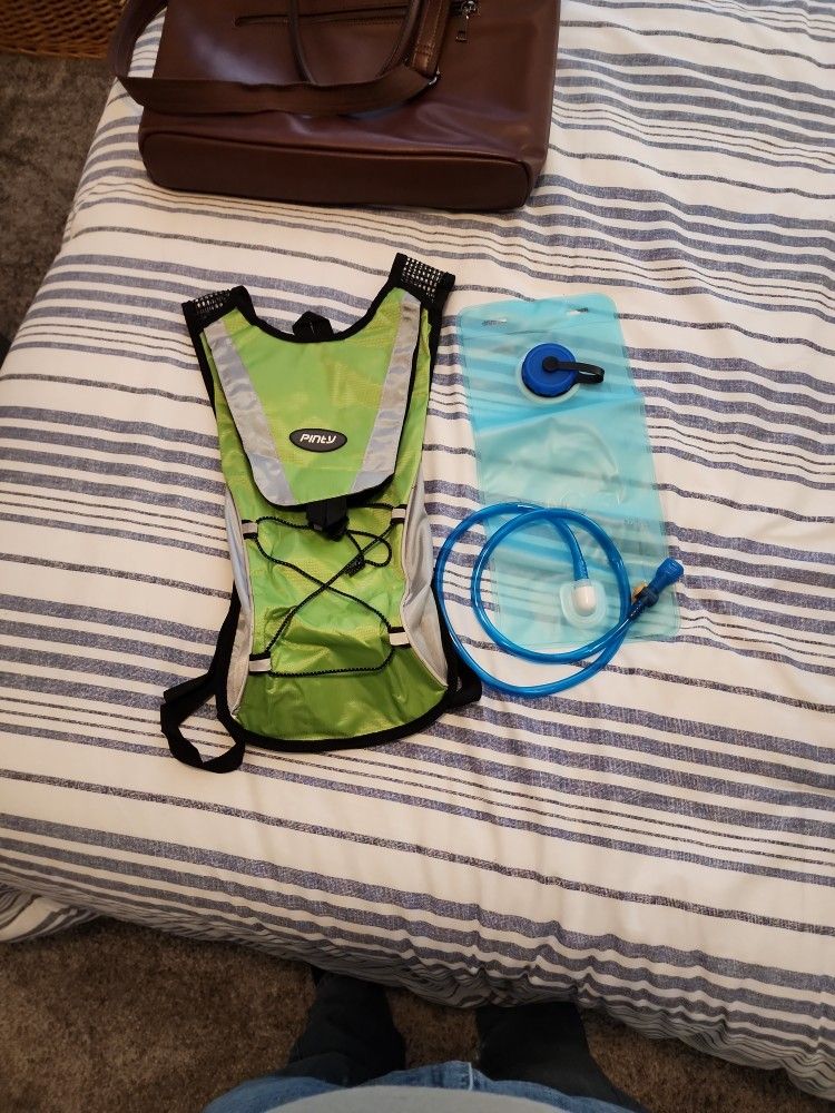 Pinty Hydration Pack