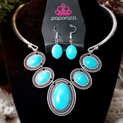 Turquoise Paparazzi Necklace Set
