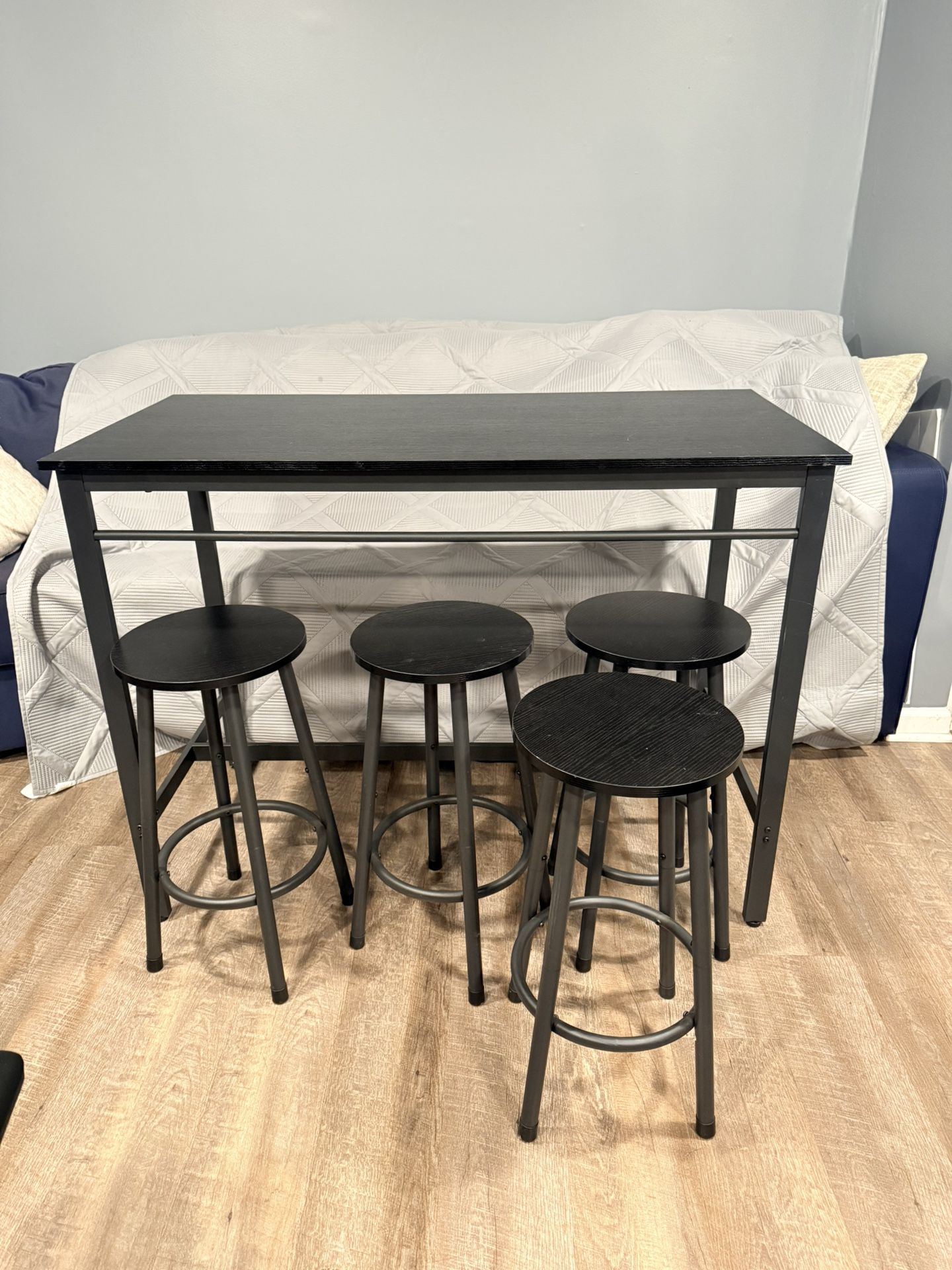 5-Piece Kitchen Counter Height Table Set, Bar Table with 4 Stools - Black