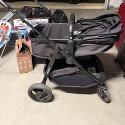 Mom Push Stroller / Bassinet 